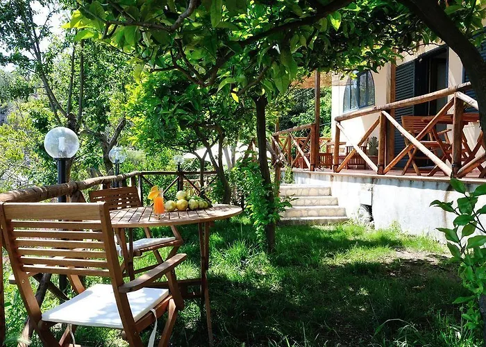 Alojamento de Acomodação e Pequeno-almoço Solaria 3*